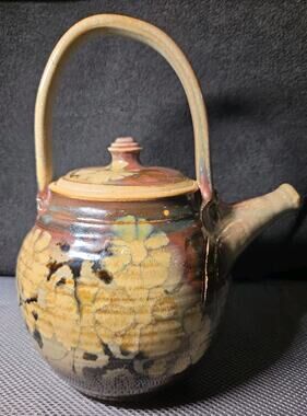studio art pottery teapot "Cohen 81" Floral Pattern